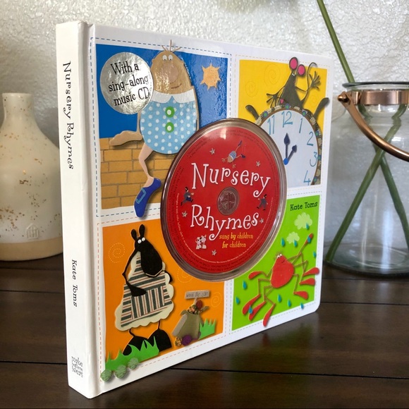 Nursery Rhymes book with sing along CD - Picture 2 of 5